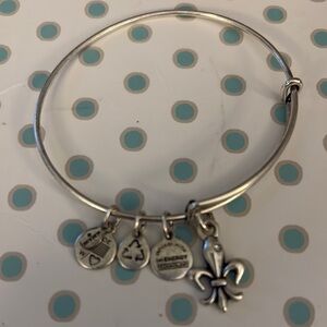 Alex and Ani fleur de lis bracelet. Perfect for Mardi Gras! ⚜️